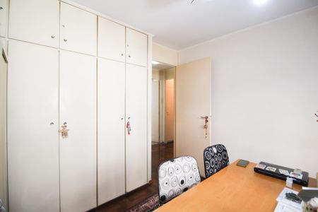 Apartamento à venda com 130m², 3 quartos e 1 vagaQuarto 2