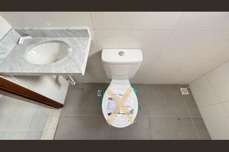 Apartamento para alugar com 47m², 2 quartos e 1 vaga Apartamento para alugar com 47m², 2 quartos e 1 vagaBanheiro