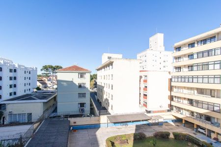 Vista do Quarto 1 de apartamento para alugar com 2 quartos, 89m² em Alto da Glória, Curitiba