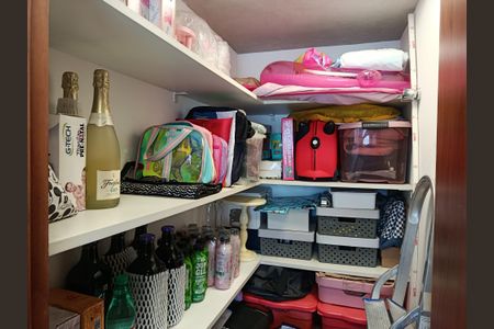 Apartamento à venda com 109m², 2 quartos e 2 vagasÁrea de Serviço - despensa