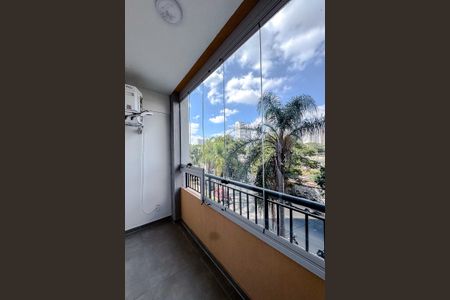 Studio para alugar com 25m², 1 quarto e sem vagaVaranda