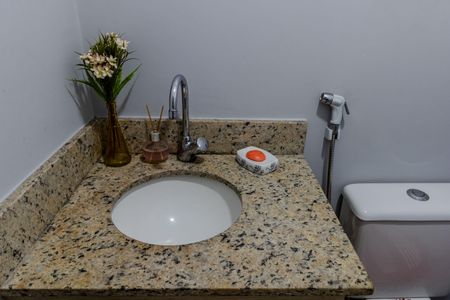 Casa para alugar com 125m², 4 quartos e 4 vagasLavabo