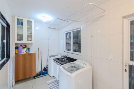 Casa para alugar com 125m², 4 quartos e 4 vagasLavanderia