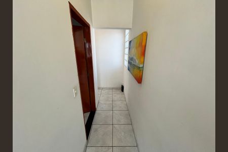 Casa à venda com 140m², 3 quartos e 3 vagasCorredor