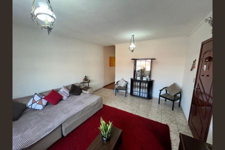 Casa à venda com 140m², 3 quartos e 3 vagasSala