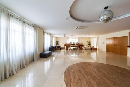 Apartamento à venda com 146m², 2 quartos e 2 vagasÁrea comum - Salão de festas