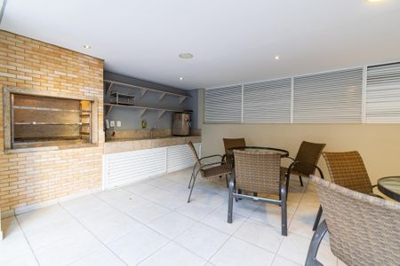 Apartamento à venda com 146m², 2 quartos e 2 vagasÁrea comum - Churrasqueira