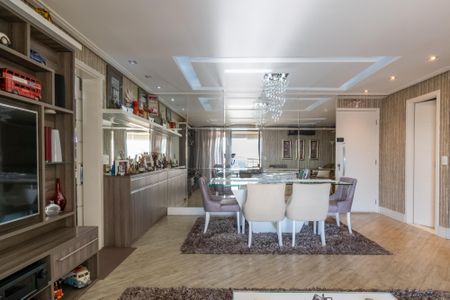 Apartamento à venda com 146m², 2 quartos e 2 vagasSala