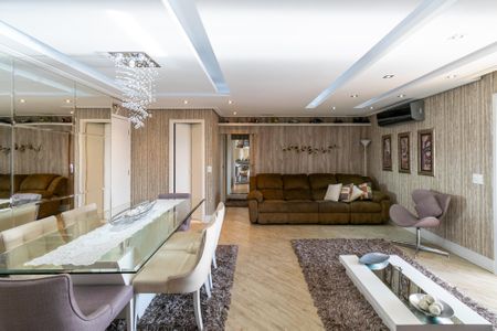 Apartamento à venda com 146m², 2 quartos e 2 vagasSala