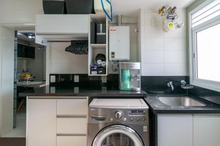 Apartamento à venda com 146m², 2 quartos e 2 vagasÁrea de Serviço