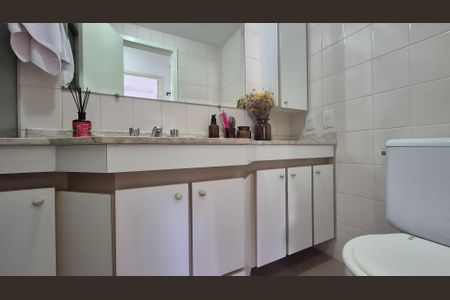 Apartamento à venda com 80m², 2 quartos e 1 vagaBanheiro