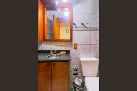 Apartamento para alugar com 48m², 2 quartos e 1 vaga Apartamento para alugar com 48m², 2 quartos e 1 vagaBanheiro