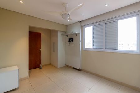 Apartamento à venda com 98m², 2 quartos e 1 vaga Apartamento à venda com 98m², 2 quartos e 1 vagaSuíte