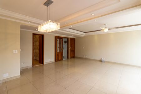 Apartamento à venda com 98m², 2 quartos e 1 vaga Apartamento à venda com 98m², 2 quartos e 1 vagaSala