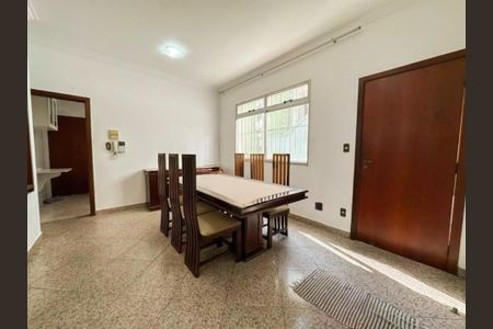 Casa à venda com 178m², 4 quartos e 3 vagas Casa à venda com 178m², 4 quartos e 3 vagasSala de Jantar