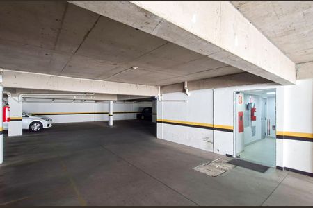 Apartamento à venda com 71m², 3 quartos e 2 vagas Apartamento à venda com 71m², 3 quartos e 2 vagasGaragem