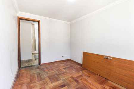 Quarto de apartamento à venda com 2 quartos, 49m² em Conjunto Residencial José Bonifácio, São Paulo