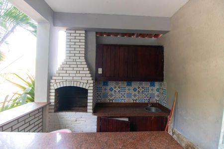 Casa de condomínio à venda com 685m², 4 quartos e 2 vagas Casa de condomínio à venda com 685m², 4 quartos e 2 vagasÁrea externa