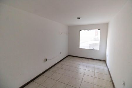 Casa de condomínio à venda com 685m², 4 quartos e 2 vagas Casa de condomínio à venda com 685m², 4 quartos e 2 vagasQuarto de Serviço