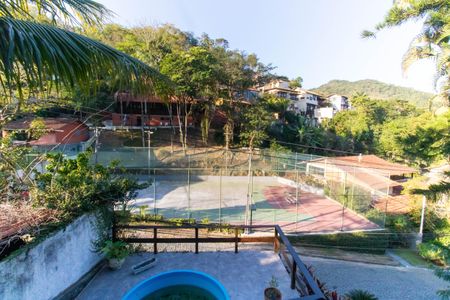 Casa de condomínio à venda com 685m², 4 quartos e 2 vagas Casa de condomínio à venda com 685m², 4 quartos e 2 vagasVista da Sala