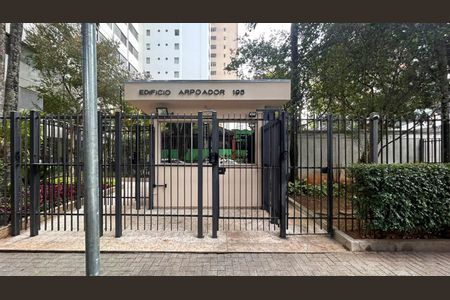 Apartamento à venda com 139m², 4 quartos e 2 vagasFachada