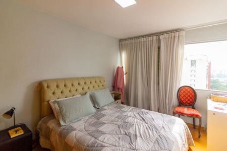 Apartamento à venda com 139m², 4 quartos e 2 vagasSuíte