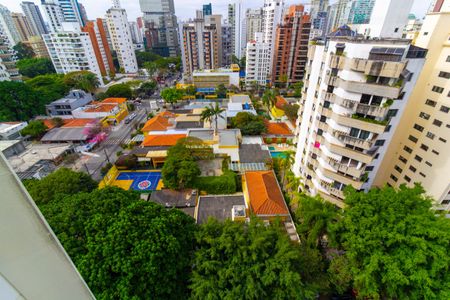 Apartamento à venda com 139m², 4 quartos e 2 vagasEscritório vista