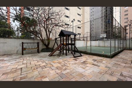 Apartamento à venda com 139m², 4 quartos e 2 vagasParque Infantil