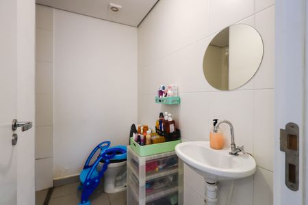 Apartamento para alugar com 36m², 2 quartos e sem vaga Apartamento para alugar com 36m², 2 quartos e sem vagaBanheiro