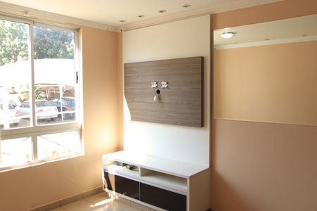 Sala de apartamento para alugar com 2 quartos, 50m² em Setor Perim, Goiânia