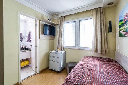 Apartamento à venda com 95m², 3 quartos e 2 vagas Apartamento à venda com 95m², 3 quartos e 2 vagasSuite 02