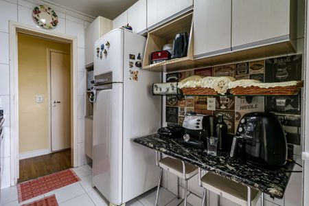 Apartamento à venda com 95m², 3 quartos e 2 vagas Apartamento à venda com 95m², 3 quartos e 2 vagasCozinha