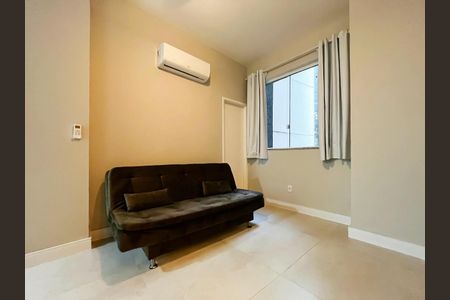 Apartamento à venda com 1 quarto, 43m² em Copacabana, Rio de Janeiro