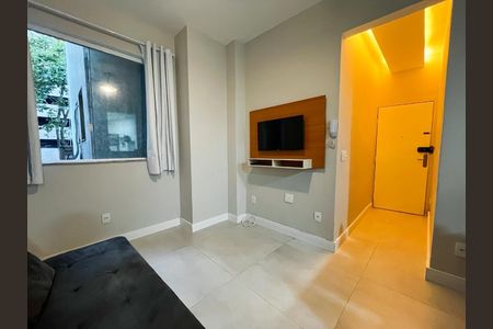 Apartamento à venda com 1 quarto, 43m² em Copacabana, Rio de Janeiro