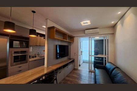 Apartamento à venda com 1 quarto, 58m² em Cambuí, Campinas