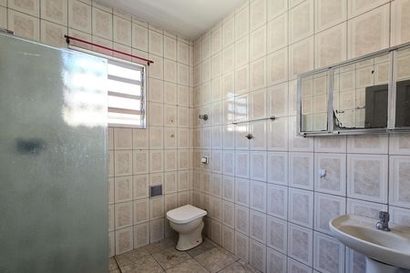 Casa à venda com 170m², 2 quartos e 1 vagaBanheiro Social