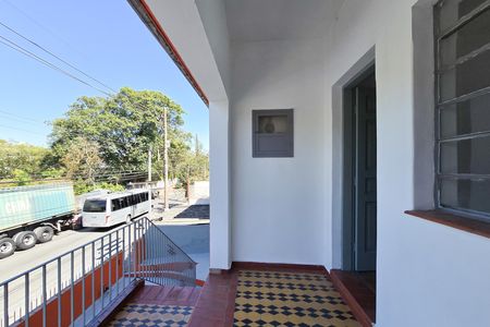 Casa à venda com 170m², 2 quartos e 1 vagaHall de entrada