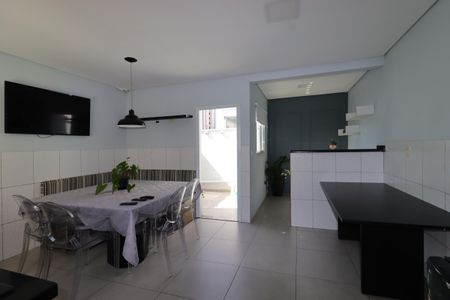 Apartamento à venda com 104m², 2 quartos e 2 vagasSala