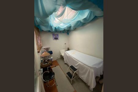 Casa à venda com 4 quartos, 158m² em Indianópolis, São Paulo