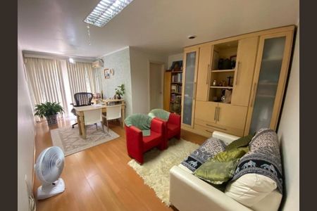 Casa à venda com 4 quartos, 158m² em Indianópolis, São Paulo