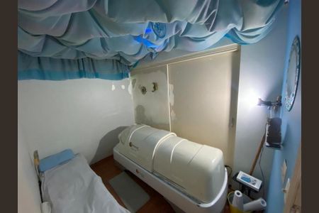 Casa à venda com 4 quartos, 158m² em Indianópolis, São Paulo