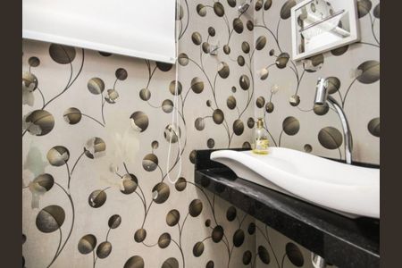 Casa à venda com 250m², 3 quartos e 3 vagas