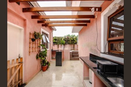 Casa à venda com 250m², 3 quartos e 3 vagas