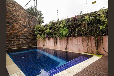 Casa à venda com 250m², 3 quartos e 3 vagas