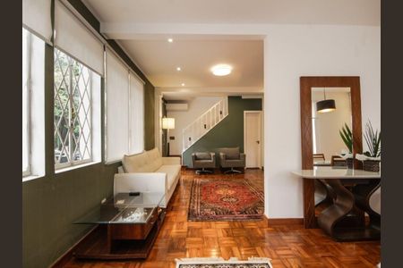 Casa à venda com 3 quartos, 250m² em Perdizes, São Paulo