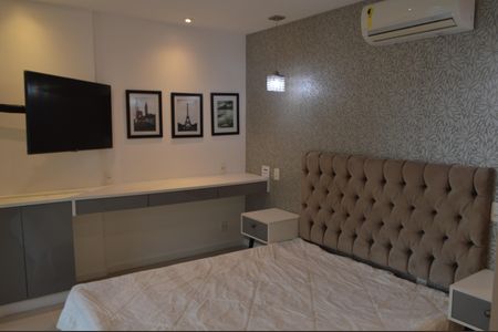 Apartamento à venda com 168m², 3 quartos e 2 vagas Apartamento à venda com 168m², 3 quartos e 2 vagasSuíte 1