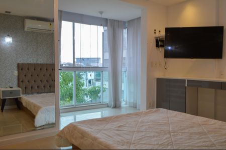 Apartamento à venda com 168m², 3 quartos e 2 vagas Apartamento à venda com 168m², 3 quartos e 2 vagasSuíte 1