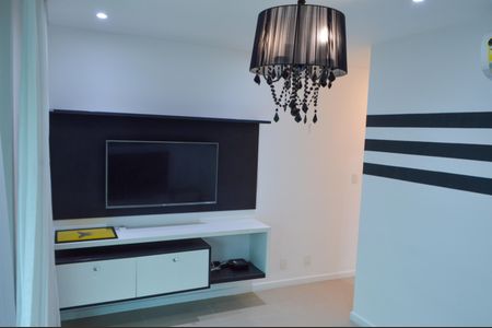 Apartamento à venda com 168m², 3 quartos e 2 vagas Apartamento à venda com 168m², 3 quartos e 2 vagasSuíte 2