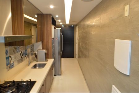 Apartamento à venda com 168m², 3 quartos e 2 vagas Apartamento à venda com 168m², 3 quartos e 2 vagasCozinha