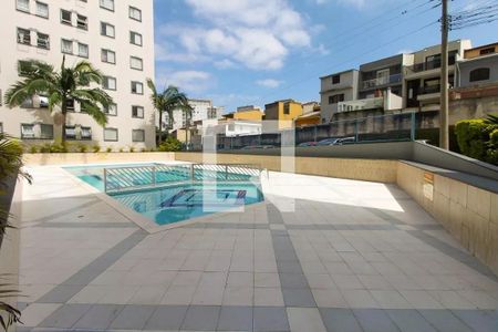 Apartamento à venda com 64m², 3 quartos e 1 vaga Apartamento à venda com 64m², 3 quartos e 1 vagaÁrea comum - Piscina